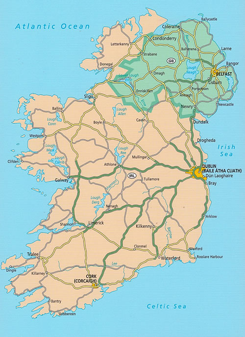 immagine di mappa stradale mappa stradale Irlanda - mappa stradale - con distanze stradali, collegamenti marittimi, luoghi di interesse turistico, indice dei nomi - EDIZIONE 2024