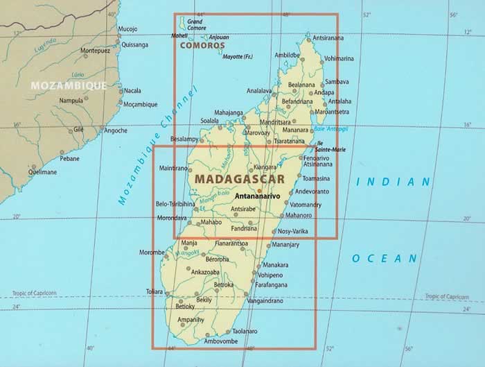 immagine di mappa stradale mappa stradale Madagascar, isole Comore - con spiagge, luoghi panoramici, riserve naturali - con Antananarivo, Ambalavao, Mahajanga, Antsiranana, Morondava - mappa impermeabile e antistrappo