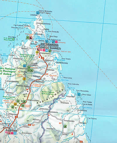 immagine di mappa stradale mappa stradale Madagascar / Madagaskar, e isole Rodrigues, Mauritius, Reunion, Comore - con Antananarivo, Toamasina, Antsirabe, Fianarantsoa, Toliara, Tolagnaro, Manakara, Morondava, Antalaha, Farafangana, Ihosy, Mayotte - con spiagge, luoghi panoramici, riserve naturali - EDIZIONE 2026
