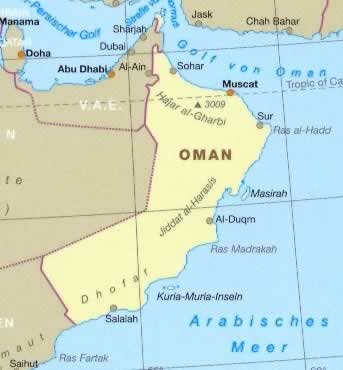 immagine di mappa stradale mappa stradale Oman - con Muscat, Sur, Al-Duqm, Masirah, Salalah, Dhofar, Hajar-al-Gharbi, Jiddat al-Harasis - Mappa Plastificata - edizione 2013