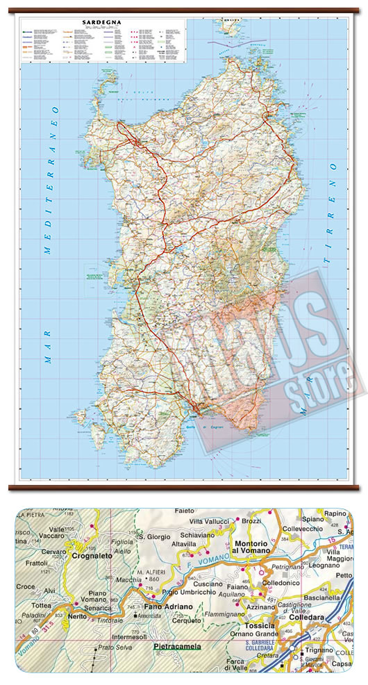 immagine di mappa murale mappa murale Sardegna - mappa murale con cartografia dettagliata ed aggiornata - plastificata, con eleganti aste in legno - 86 x 119 cm - edizione 2021