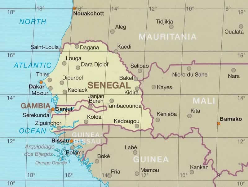 immagine di mappa stradale mappa stradale Senegal, Gambia - con Dakar, Niayes, Guédiawaye, Thiaroye, Pikine Dagoudane, Rufisque, Touba, Mbacké, Banjul, Serekunda, Brikama, Farafenni, Diouloulou - mappa impermeabile e antistrappo - con parchi e riserve naturali, spiagge e luoghi panoramici - nuova edizione