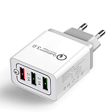 caricatore Caricatore USB, con 3 Porte USB e Carica Veloce Quick Charge QC3.0, presa da muro EU compatto, leggero portatile