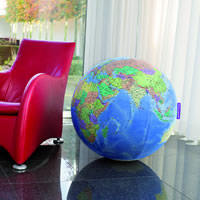 globo geografico Globo Geografico Gigante - gonfiabile, rivestito in tessuto elastico e lavabile - con cartografia aggiornata di alta qualità - il regalo ideale per appassionati di viaggi, adatto per l'arredamento o per imparare la geografia in modo divertente - grande formato, diametro 75 cm
