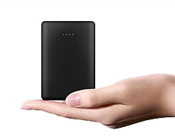 powerbank Mini Power Bank / Caricatore Portatile, con Ricarica Rapida e Alta Capacità, compatto tascabile, 2 porte USB A 1 C capacità 10400mAh, 20W PD QC 3.0 Carica Rapida, 3 uscite ingressi